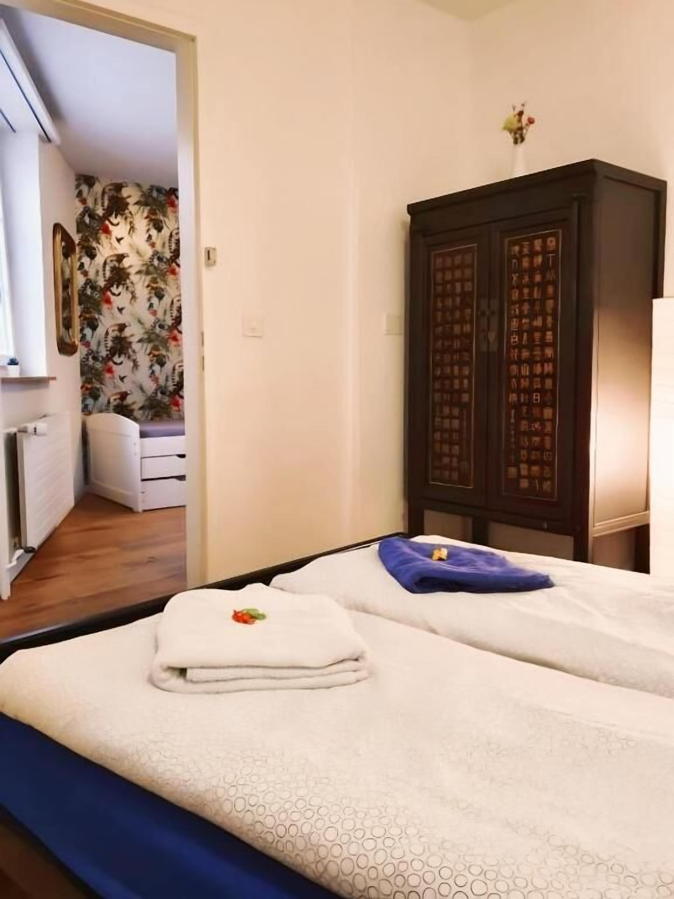 Kahden hengen huone (yksi tai kaksi sänkyä)