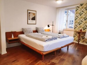 Family Room | Free WiFi - KBCityRooms (Lucerne)
