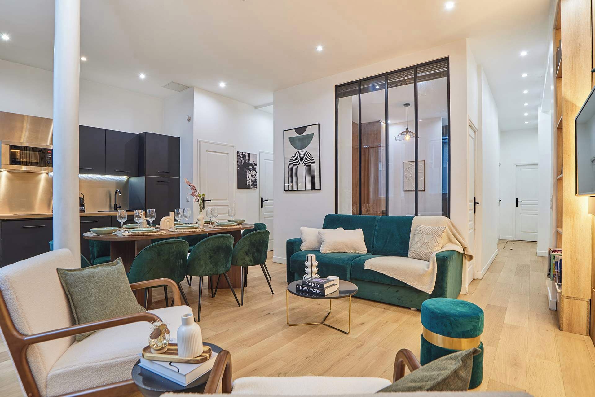 リビング エリア