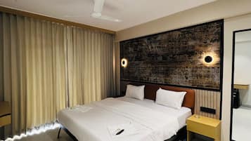 Club Double Room, City View