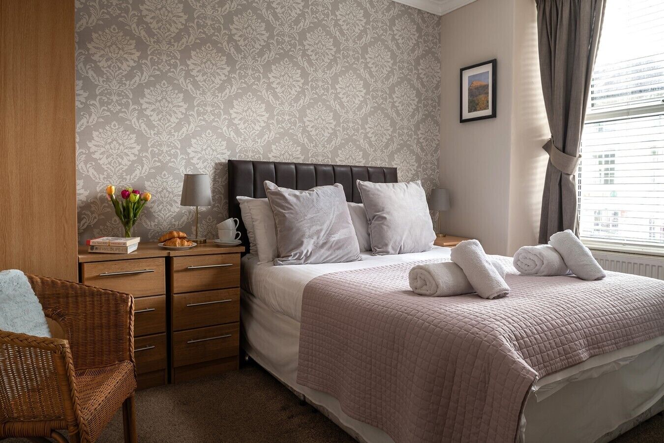 8 bedrooms, iron/ironing board, WiFi, bed sheets
