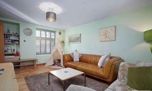 TV - Charlotte Street Stay (Scottish Coastline)