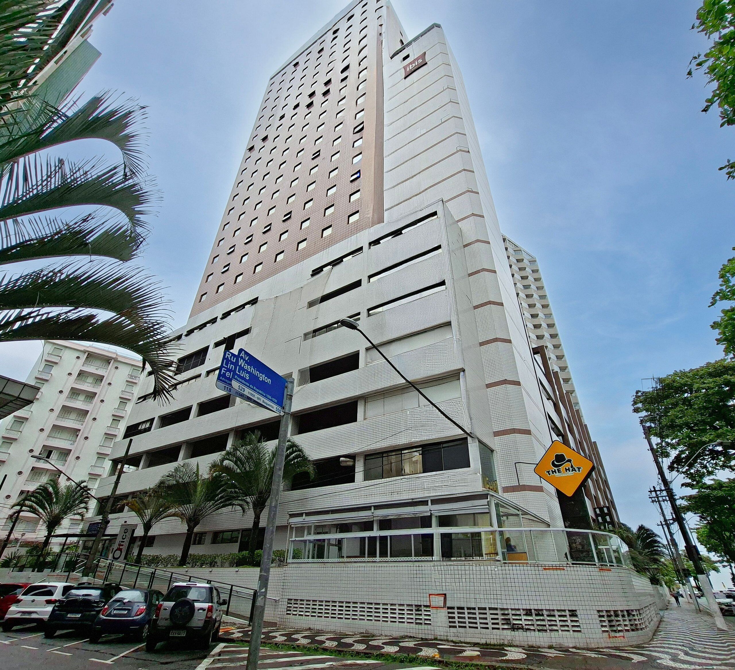 Căn hộ tiện nghi đơn giản | Ngoại thất