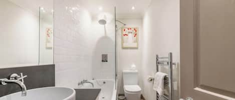 House, Smoking | 2 bedrooms