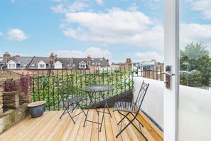 House - Green Leafy 2 Bedroom in Clapham (London)