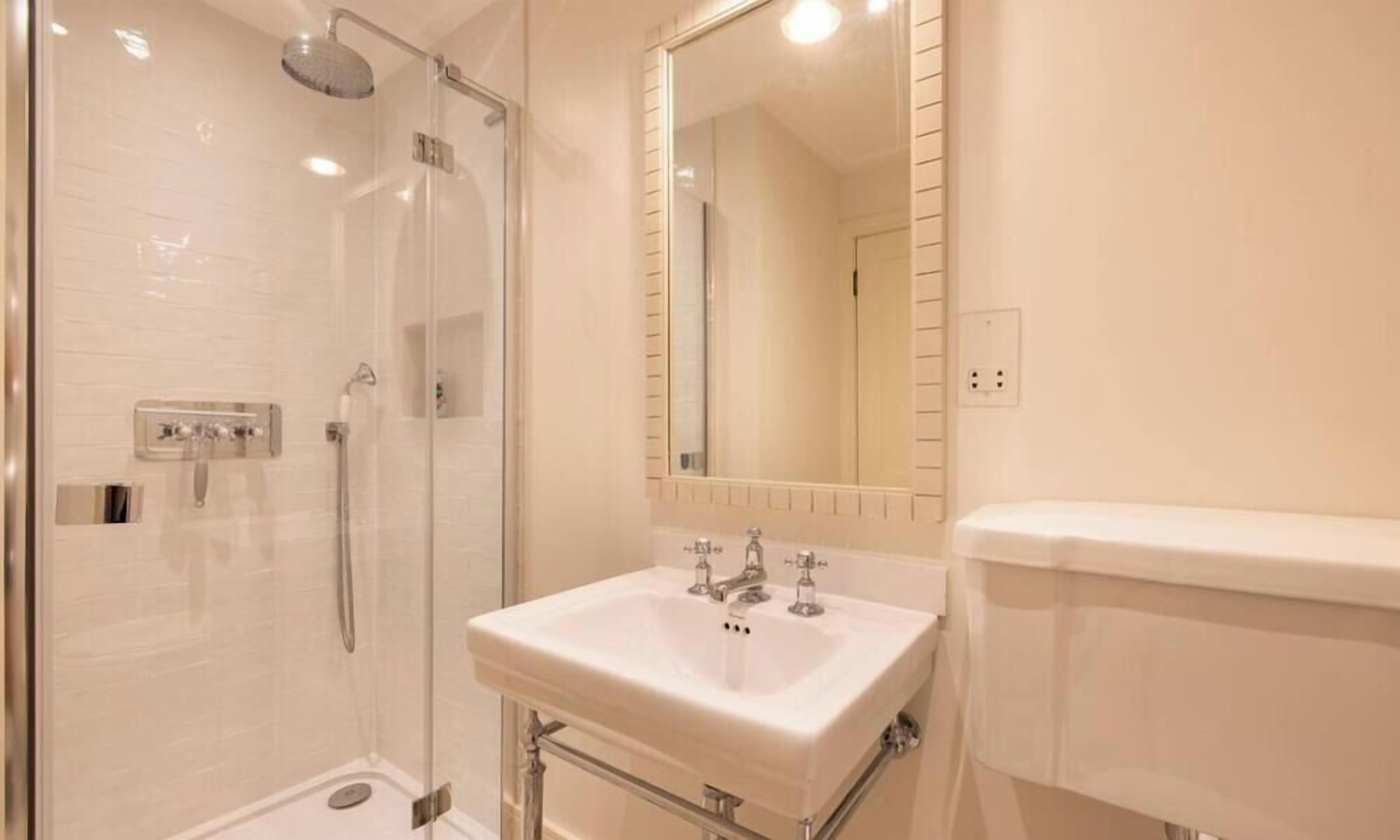 3 bedrooms