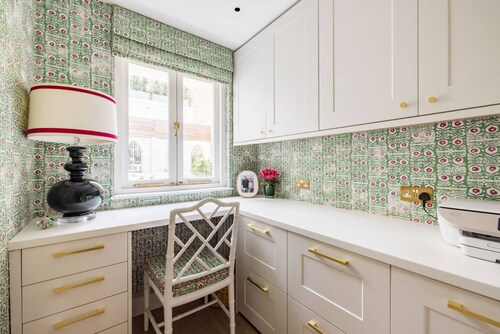 The Impressionist s Fireplace 4 BR Home in Chelsea