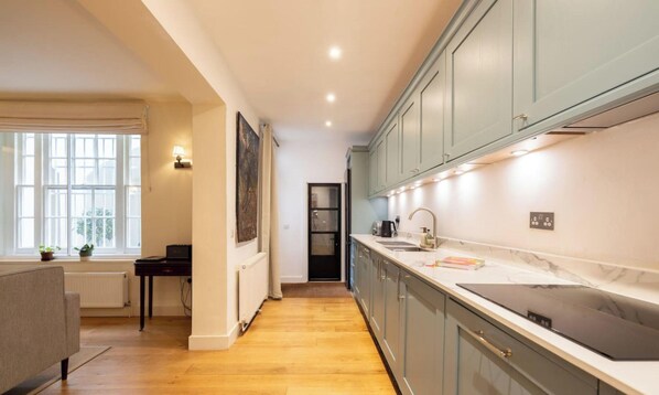 House - London Hues 2 Bedroom Apartment (London)