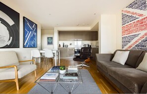House - The Call of London 2 Bedroom Flat in Battersea (London)