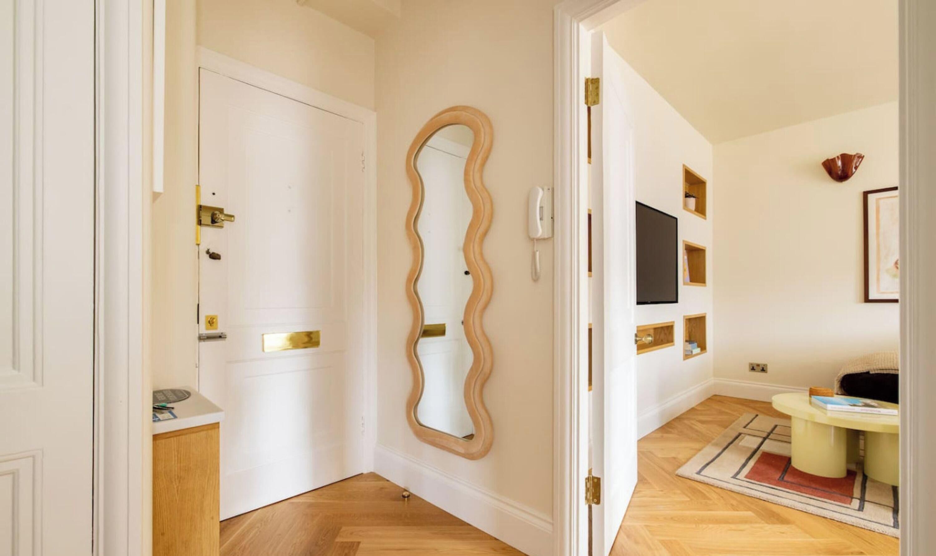 House | 1 bedroom