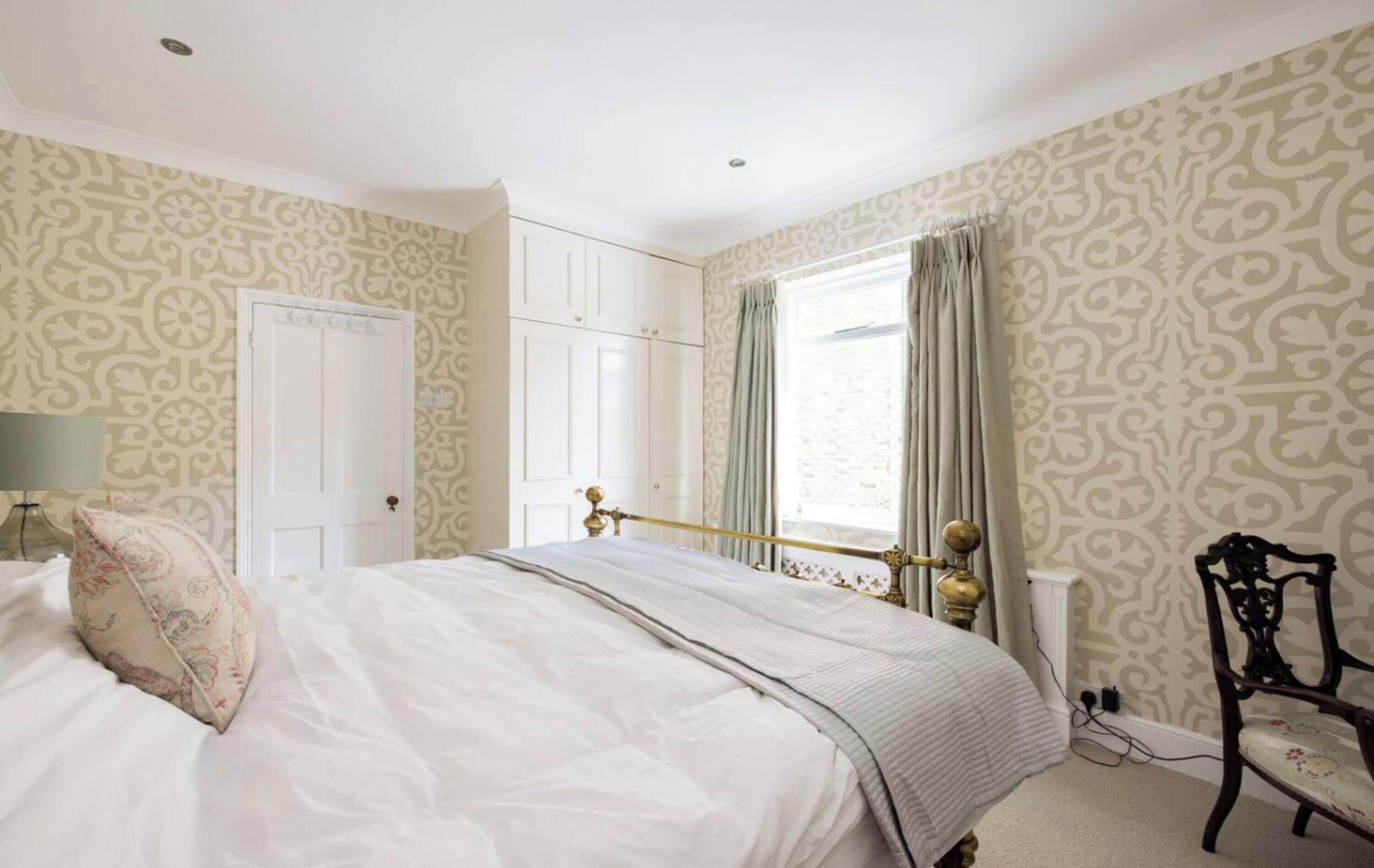 4 bedrooms