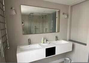 House - Sunny in Chelsea Luxurious 3 Bedroom Chelsea Home (London)