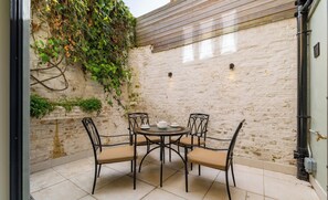 House - Your Place - 2 Bedroom Mews House in Notting Hill (London)