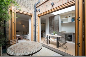 Apartment - Retreat to a Stylish 1 Bedroom Flat in Chelsea (London)