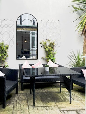 House | 2 bedrooms - Clapham Calm 2 Bedroom Flat With Garden (London)