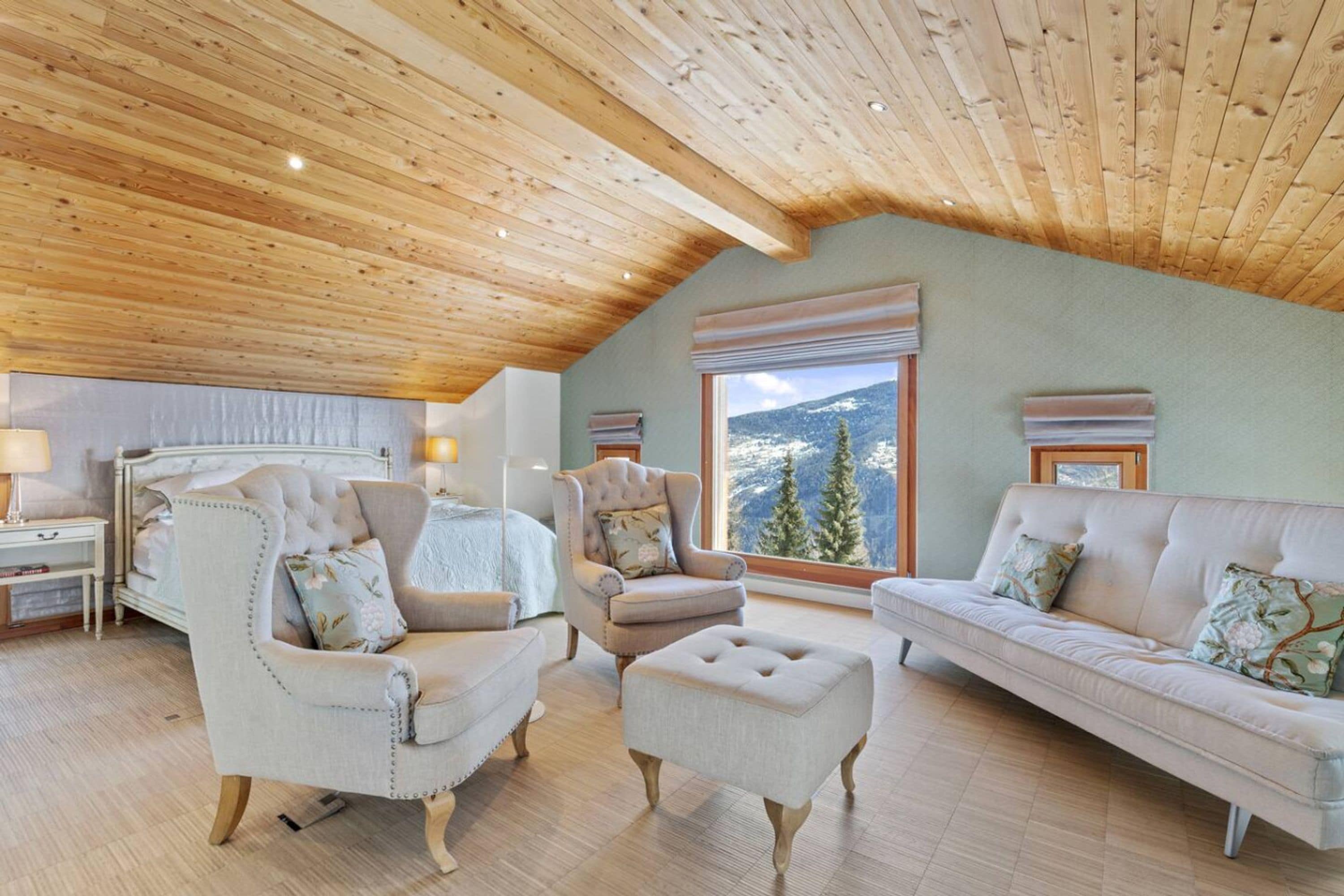 5 bedrooms