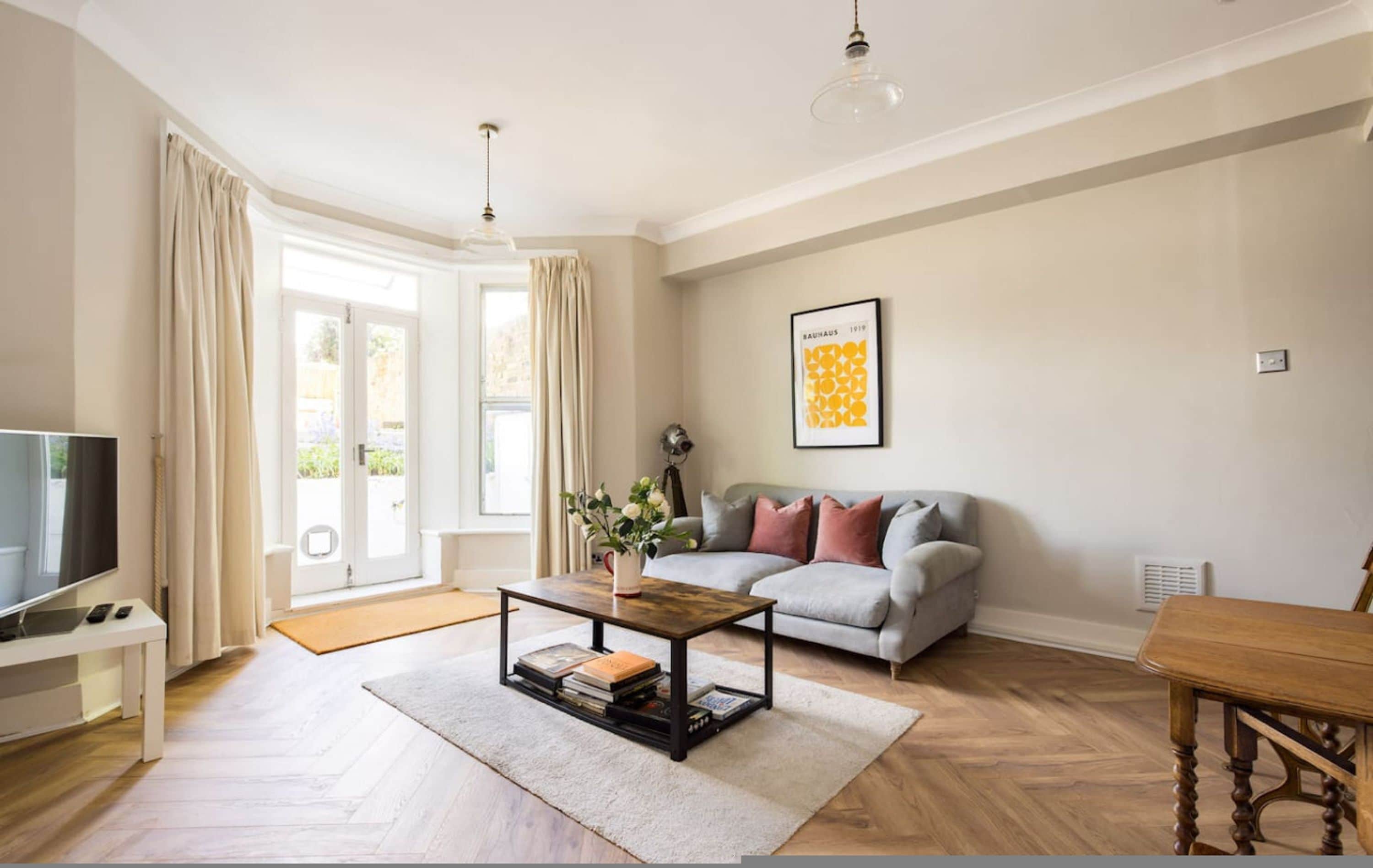 House | 1 bedroom