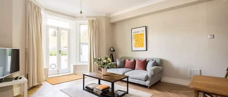 House | 1 bedroom