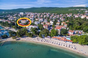 Beach - Penthouse with breathtaking sea views - just 100 m from the sandy beach (Crikvenica)