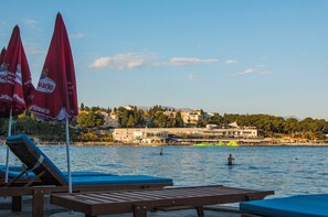 Property grounds - Idro apartments directly at the beach (Split)