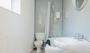 Hair dryer - Flora`s Flat 3 - Studio Apartment in Sneinton (Nottingham)