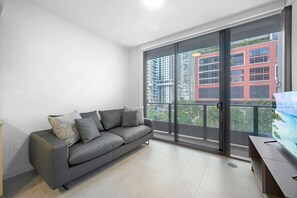 Studio | 1 bedroom, Internet - NOK Urban Studio in Prime Miami Location (Miami)