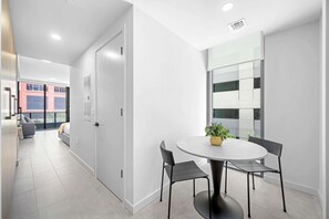 House | 1 bedroom, Internet - NOK Urban Studio in Prime Miami Location (Miami)