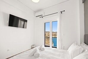2 dormitorios, tabla de planchar con plancha, wifi y ropa de cama