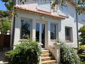 Exterior detail - Villa La Marjolaine in Toulon in a quiet neighborhood ideal for families (Toulon)