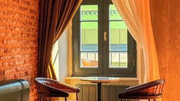 Luxury Triple Room | Ruang tamu