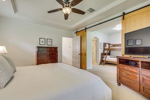 Interior - Beach Club & Pool at Big Island Resort Getaway! (Kamuela)