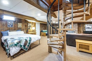 Interior - Fun w/ Family! Peaceful Countryside Tiffin Retreat (Tiffin)