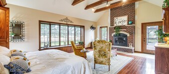 Fun w/ Family! Peaceful Countryside Tiffin Retreat