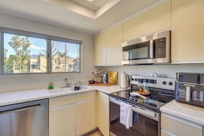 Interior - Long-term Getaway w/ Pool Access in Mission Viejo! (Mission Viejo)