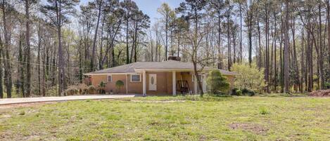 House (2 Bedrooms) | Front of property