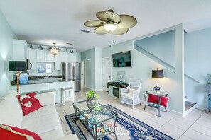 Apartment (3 Bedrooms) | Interior - Stroll to Beach! 3BR Gulfport Escape, Pool Access (Gulfport)