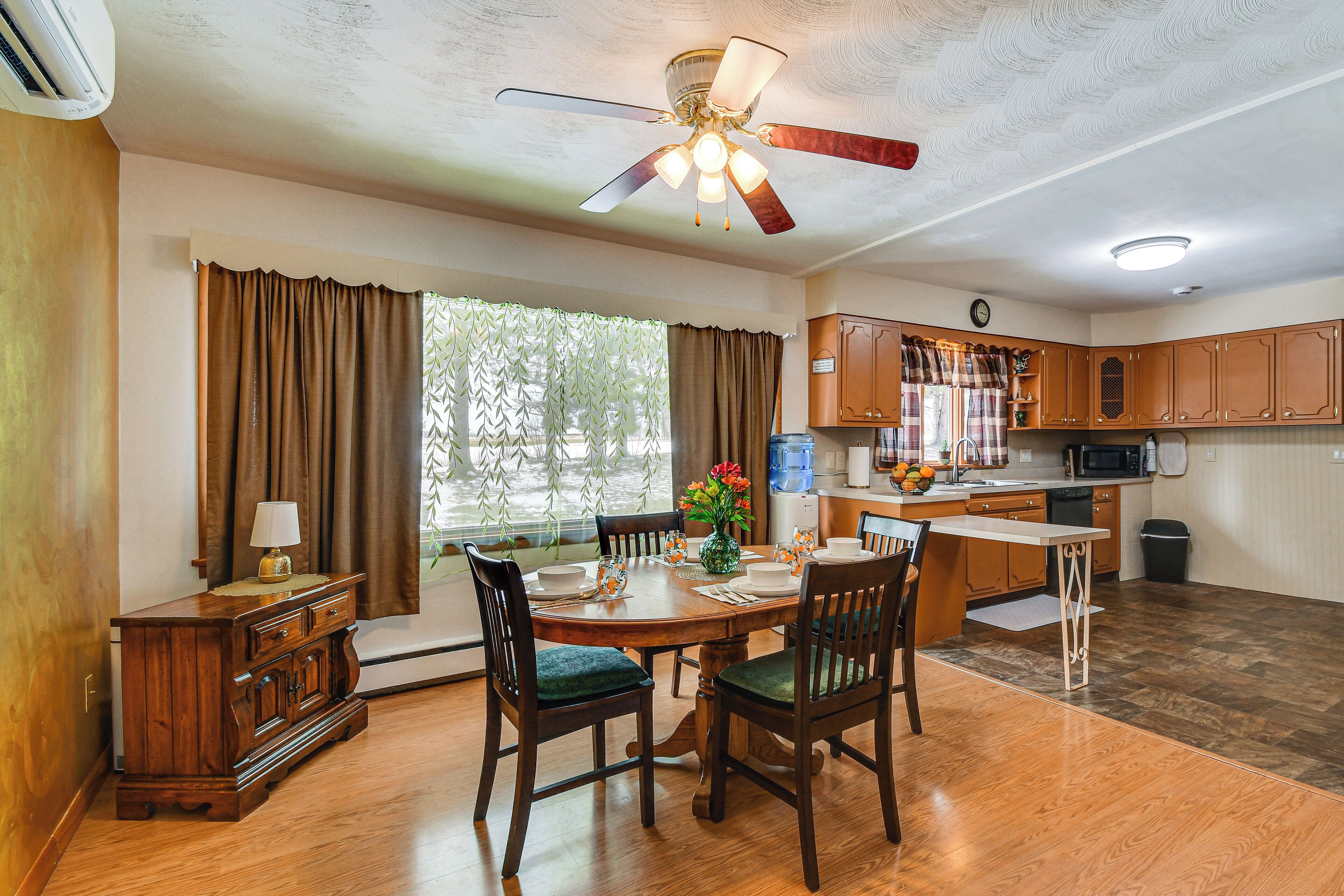 المنشأة من الداخل