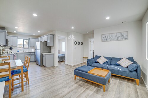 2 Mi to Dtwn Glendora! Pet-friendly Extended Stay