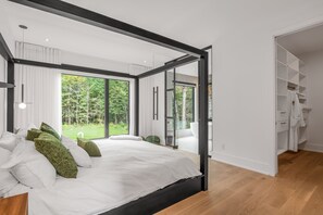 Room - Vrbo Property (Austin)