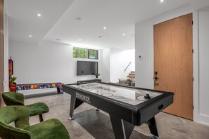 Games room - LE-GRIZZLY (Austin)