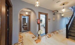 Interior - Hotel Your Hive (Srinagar)