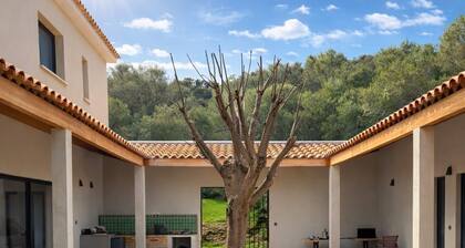 Comfortable room 5 minutes from Santa Giulia, perfect for a getaway for two