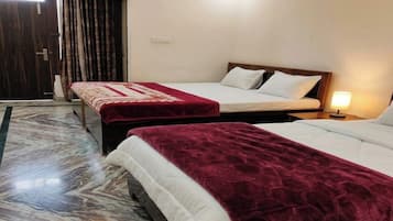 Standard Double Room | Free WiFi