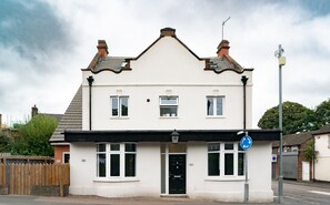 House | 2 bedrooms, Internet - LUX 2bdr Flat Near LTN Airport City Centre (Luton)