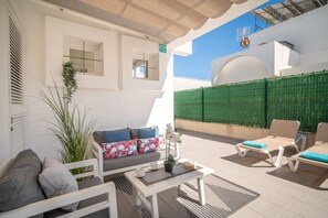 Terrace/patio - V. Villa Savina by BeBreeze (Can Picafort)
