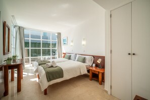 4 bedrooms, iron/ironing board, travel cot, free WiFi - V. Villa Savina by BeBreeze (Can Picafort)