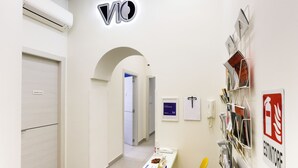 Reception - V10 Guest House - Vanvitelli 10 (Naples)