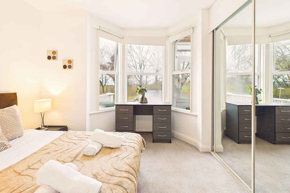 Appartement Confort, patio, côté jardin