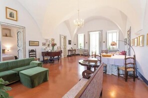 Interior - Villa Bellissima Casina of the 17th century - Exclusive relaxation in the Valley of the Cupa (Lequile)