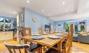 Dining - Rachel`s House with Parking! (Leicester)